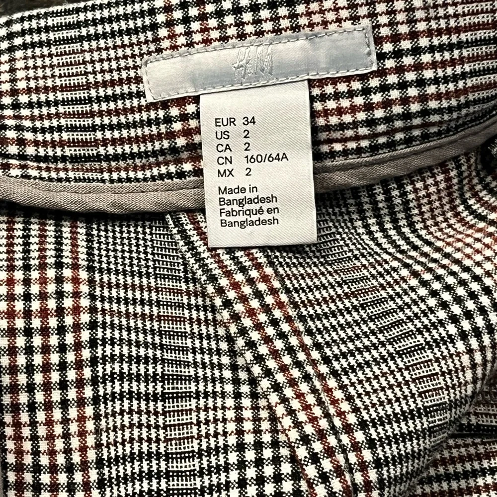 H&M Plaid Button Front Pencil Skirt | Size 2 |‎ Classic Check Print